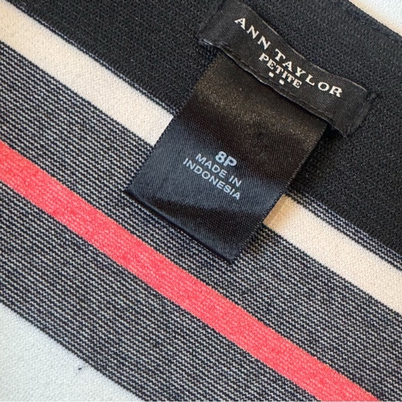Ann Taylor striped multicolor pencil skirt ❤️ - Picture 5 of 6